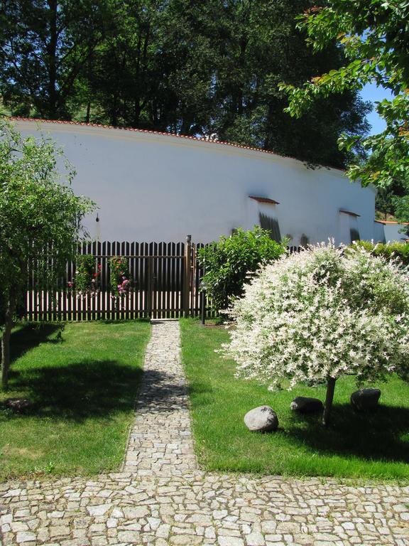 Penzion 102 Pardubice Exterior foto